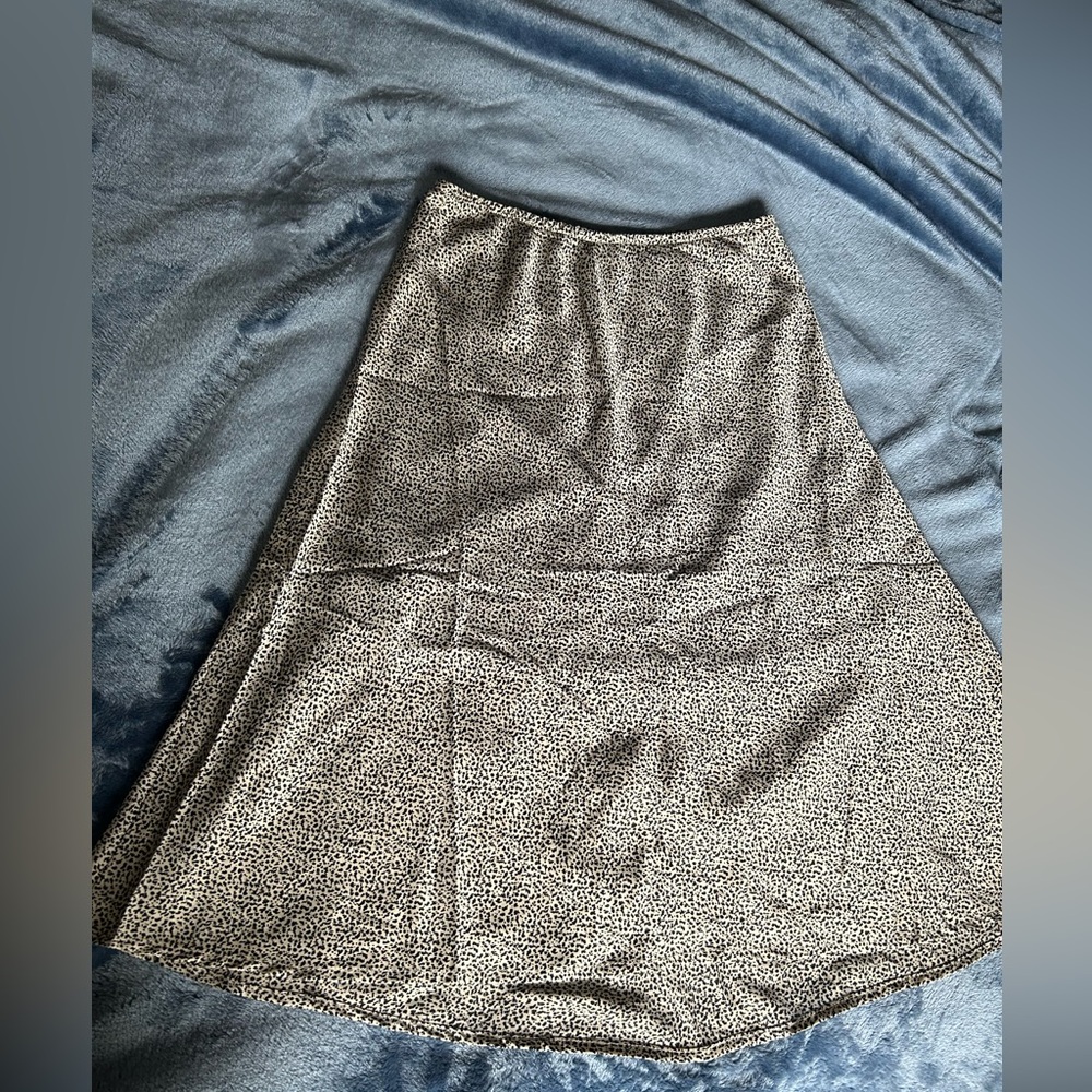 Midi skirt